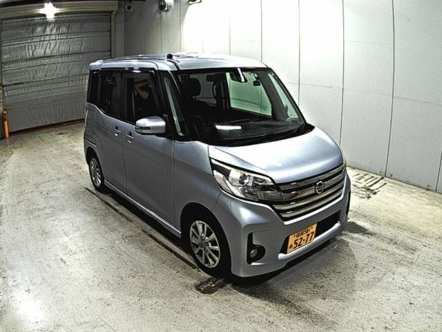 9264 NISSAN DAYZ ROOX B21A 2015 г. (LAA Okayama)